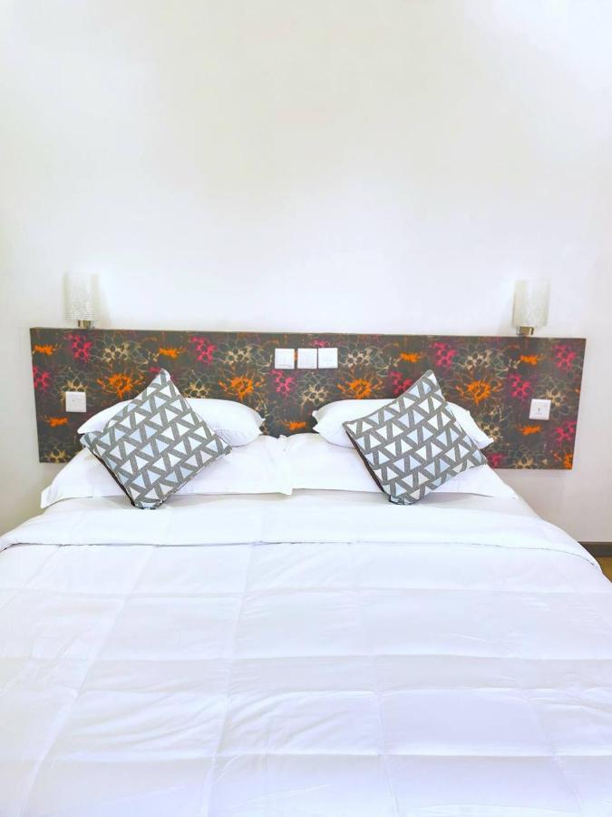 Fatims Beach House Maafushi Exterior photo